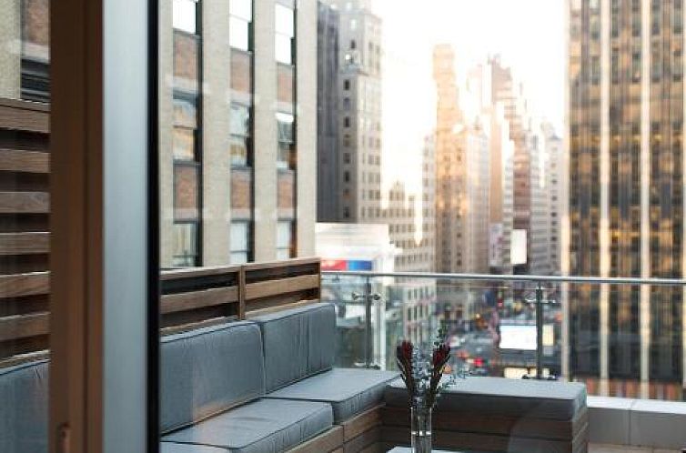 Renaissance New York Midtown Hotel