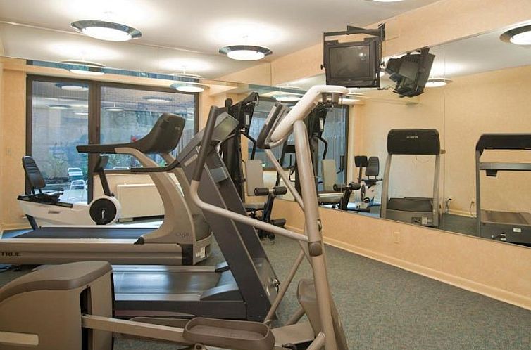 Murray Hill East Suites