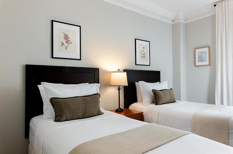 Best Western Plus Hospitality House Suites