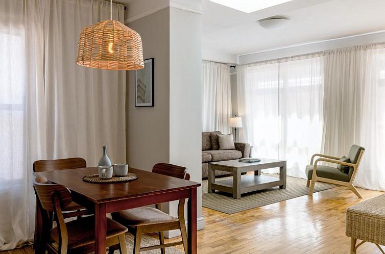 Best Western Plus Hospitality House Suites