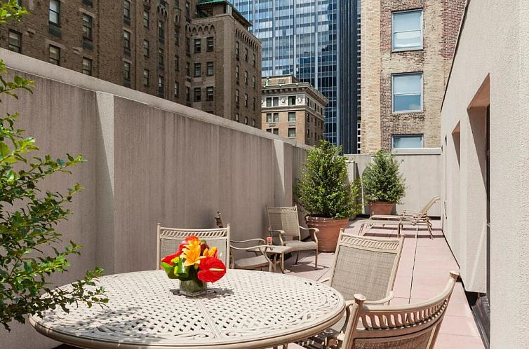 Best Western Plus Hospitality House Suites