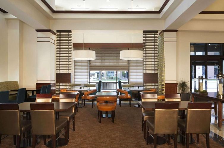 Hilton Garden Inn Virginia Beach Town Center