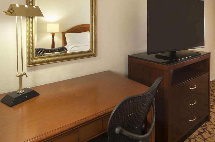 Hilton Garden Inn Virginia Beach Town Center