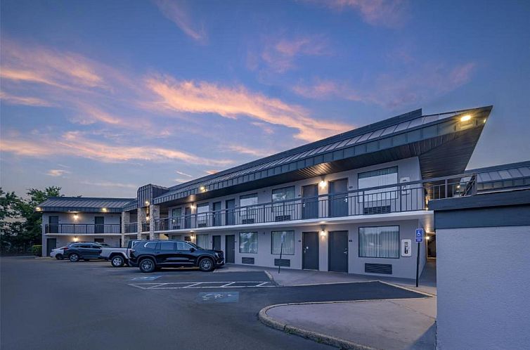 Best Western Center Inn