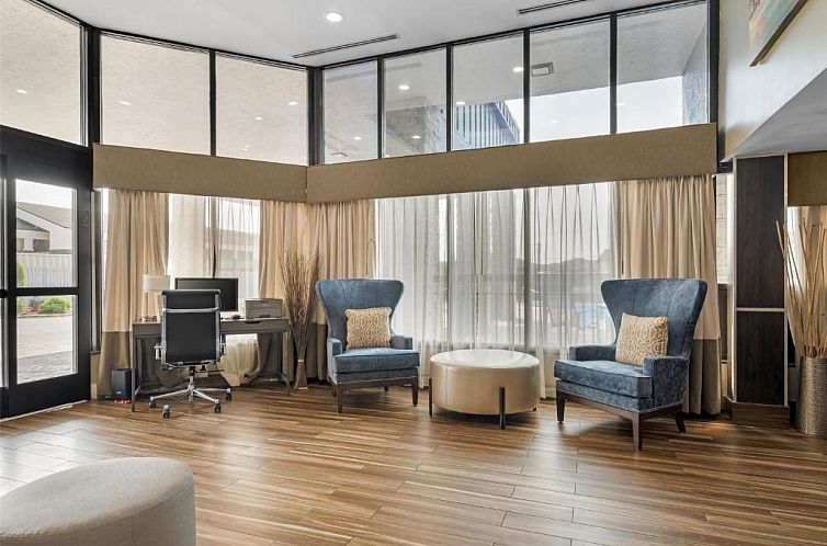 Best Western Center Inn