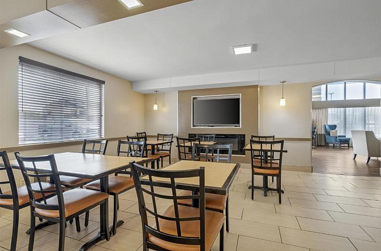 Best Western Center Inn