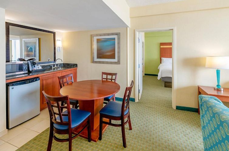 Holiday Inn & Suites North Beach Hotel, an IHG Hotel