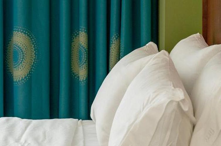 Holiday Inn & Suites North Beach Hotel, an IHG Hotel