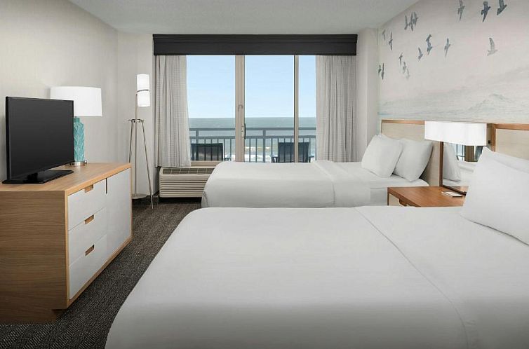 Courtyard Virginia Beach Oceanfront / North 37th Street