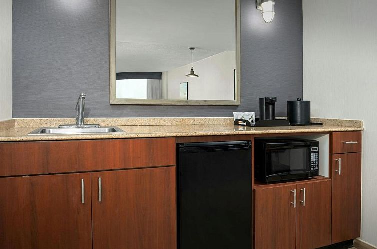 Courtyard Virginia Beach Oceanfront / North 37th Street