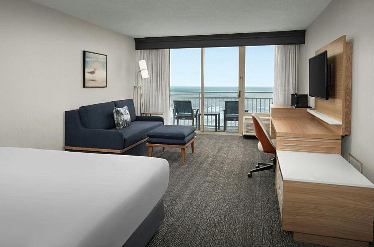 Courtyard Virginia Beach Oceanfront / North 37th Street