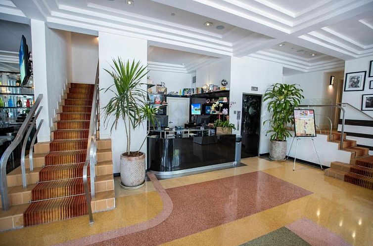 Riviera Suites