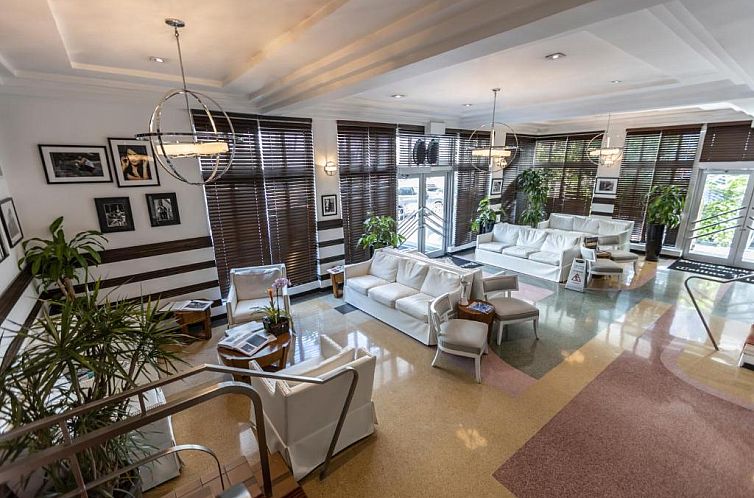 Riviera Suites