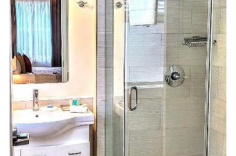 Villa Italia South Beach