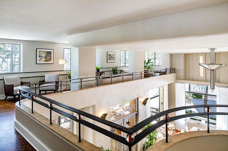 Winter Haven, Autograph Collection