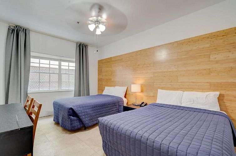 James Hotel