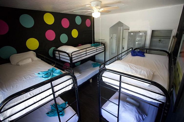 South Beach Rooms and Hostel