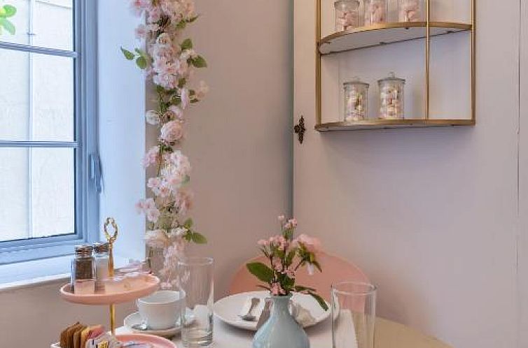 Blanc Kara- Adults Only