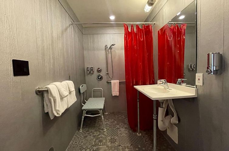 Hotel Gaythering - Gay Hotel - All Adults Welcome