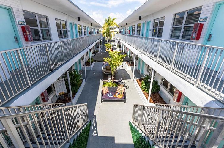 Seaside All Suites Hotel