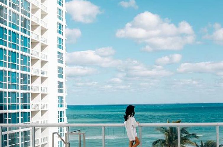 Carillon Miami Wellness Resort