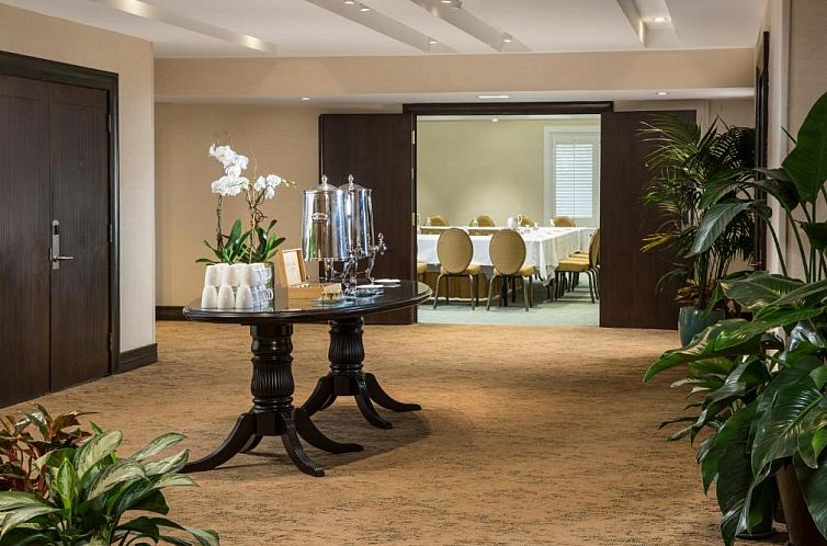 The Palms Hotel & Spa
