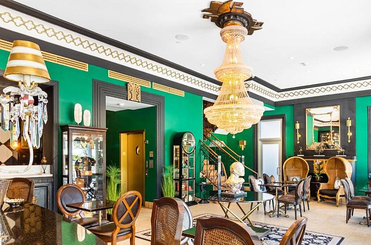 Cavalier South Beach Hotel