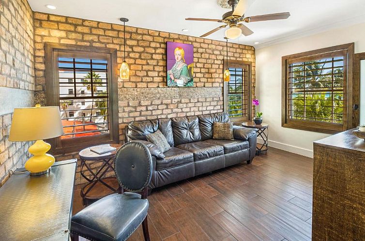 Cavalier South Beach Hotel