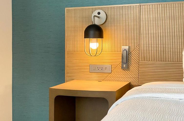 Marseilles Beachfront Hotel