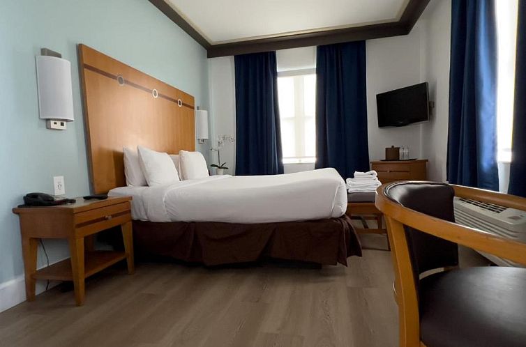 Majestic Hotel South Beach