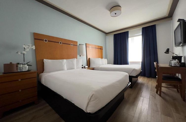 Majestic Hotel South Beach