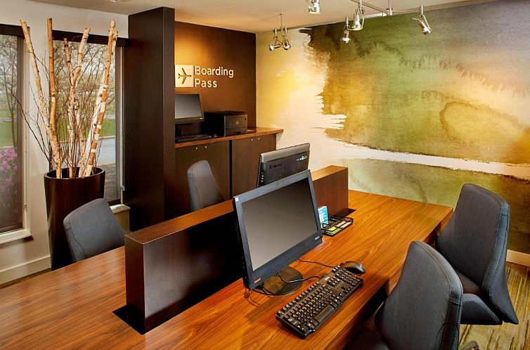 Courtyard by Marriott Lansing