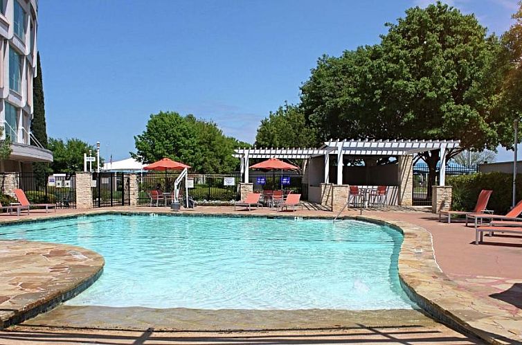 Hilton Austin Airport