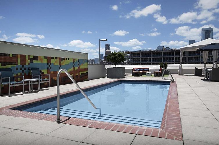 Hampton Inn and Suites Austin University Capitol