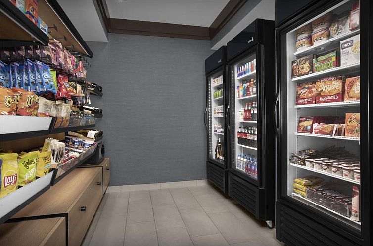 Hampton Inn and Suites Austin University Capitol