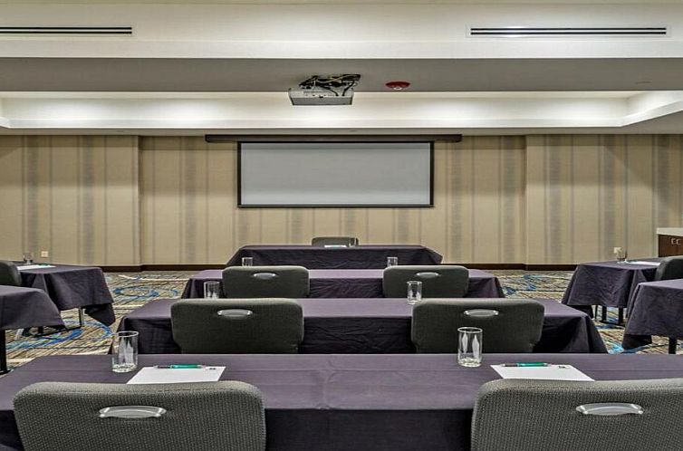 Holiday Inn Austin Airport, an IHG Hotel