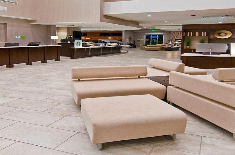 Holiday Inn Austin Airport, an IHG Hotel