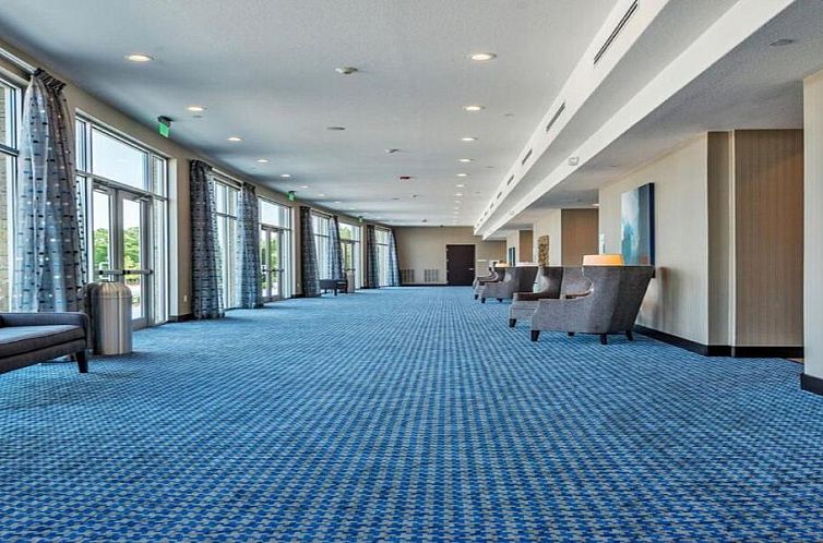 Holiday Inn Austin Airport, an IHG Hotel