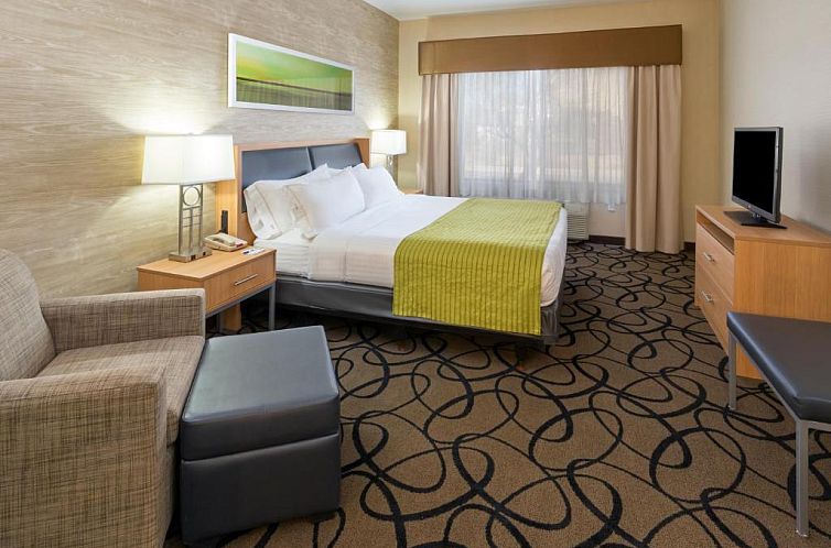 Holiday Inn Express Hotel and Suites - Henderson, an IHG Hot