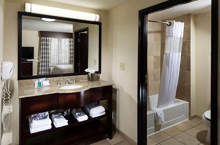 Hampton Inn & Suites Las Vegas South