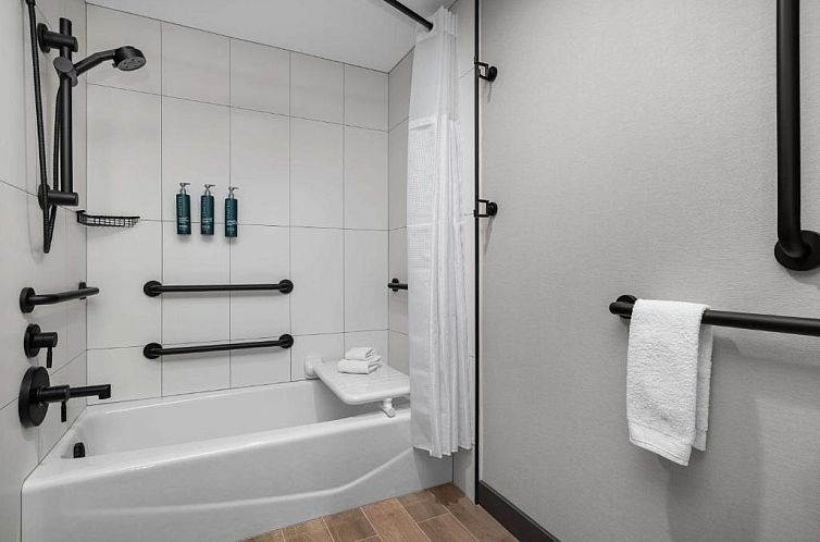 DoubleTree by Hilton Las Vegas Airport