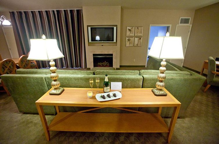 Platinum Hotel and Spa