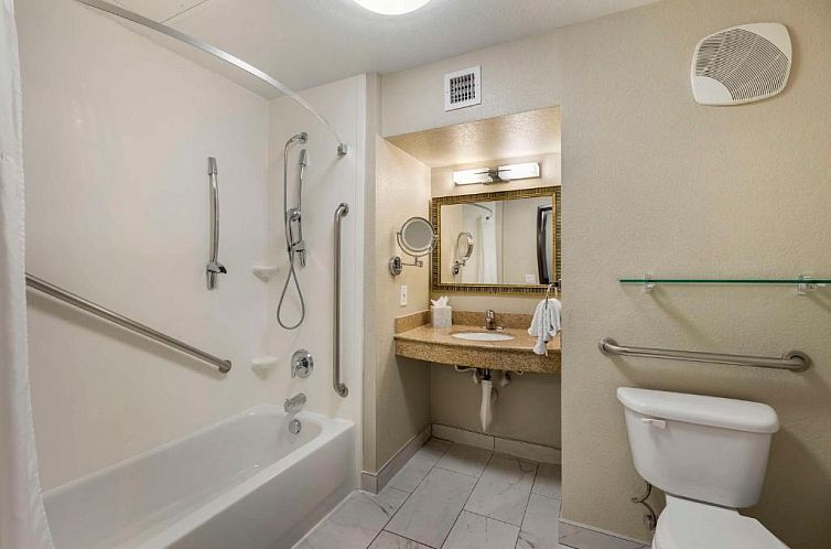 Best Western Plus Henderson Hotel