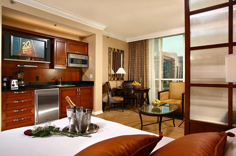 Luxury Suites International at The Signature