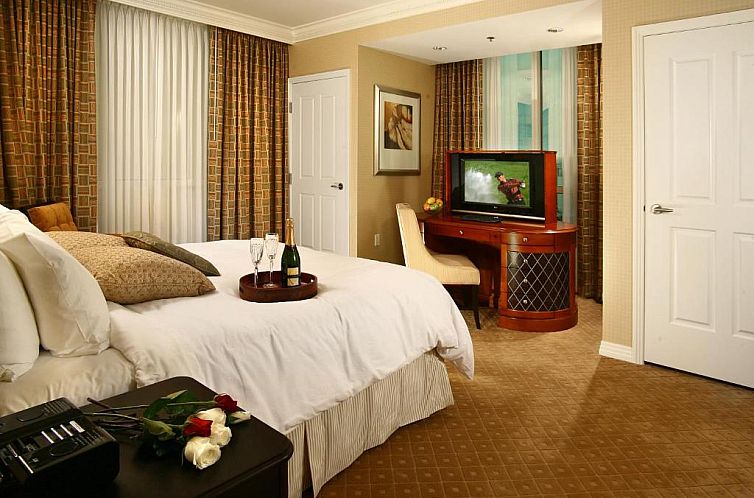 Luxury Suites International at The Signature