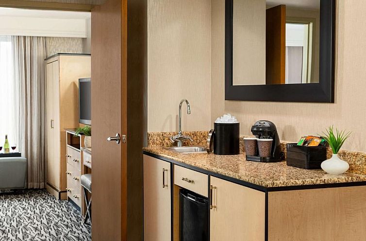 Embassy Suites by Hilton Convention Center Las Vegas