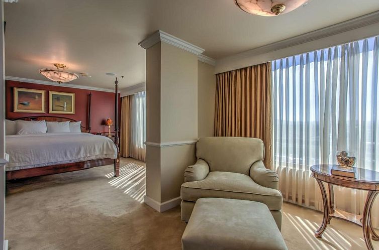 Embassy Suites by Hilton Convention Center Las Vegas