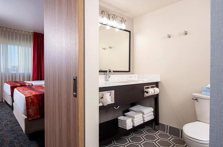 Four Queens Hotel and Casino