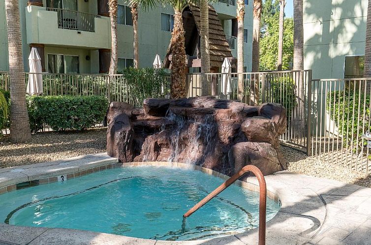 Tahiti All-Suite Resort