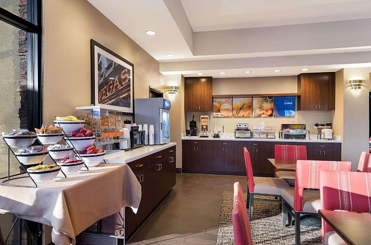 Comfort Inn & Suites Las Vegas - Nellis